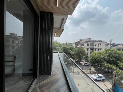 Balcony Image of 2400 Sq.ft 4 BHK Builder Floor for sale in Defence Colony New Delhi for Rs. 125000000