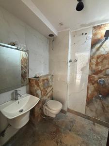 Bathroom Image of 1300 Sq.ft 3 BHK Builder Floor for sale in Rajouri Garden New Delhi for Rs. 16700000