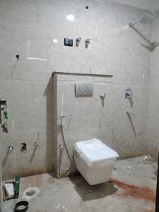 Common Bathroom Image of 855 Sq.ft 2 BHK Apartment / Flat for sale in Chhattarpur New Delhi for Rs. 6000000