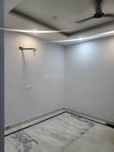 Bedroom Image of 720 Sq.ft 2 BHK Builder Floor for sale in Mukherjee Nagar New Delhi for Rs. 6800000