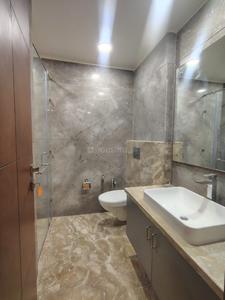 Bathroom Image of 1944 Sq.ft 3 BHK Builder Floor for rent in Sarvapriya Vihar New Delhi for Rs. 150000