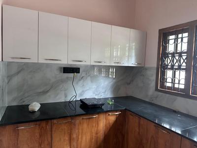 Kitchen Image of 3000 Sq.ft 5 BHK Independent House for rent in Eroor Kochi for Rs. 50000