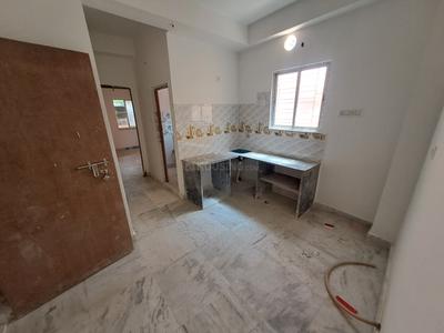 Hall Image of 570 Sq.ft 2 BHK Apartment / Flat for sale in Beliaghata Kolkata for Rs. 2000000