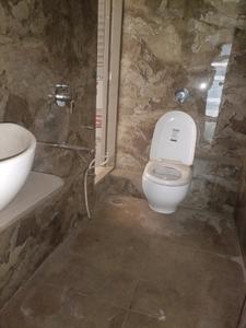 Common Bathroom Image of 1225 Sq.ft 2 BHK Apartment / Flat for sale in Pote Pallacio, Kharghar Navi Mumbai for Rs. 14000000