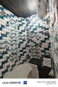 Bathroom Image of 600 Sq.ft 1 BHK Builder Floor for rent in Partik Panchsheel Vihar, Khirki Extension New Delhi for Rs. 16000