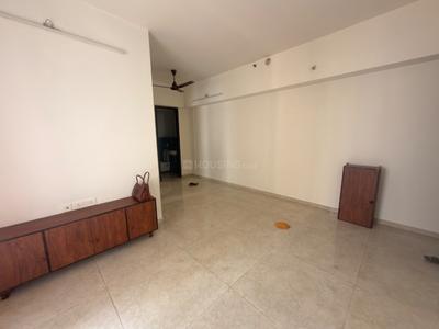 Living Room Image of 600 Sq.ft 1 BHK Apartment / Flat for rent in Lodha Amara, Kolshet Thane for Rs. 28000
