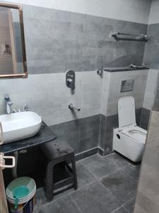 Bathroom Image of 1500 Sq.ft 3 BHK Apartment / Flat for sale in Tri Nagar New Delhi for Rs. 20500000