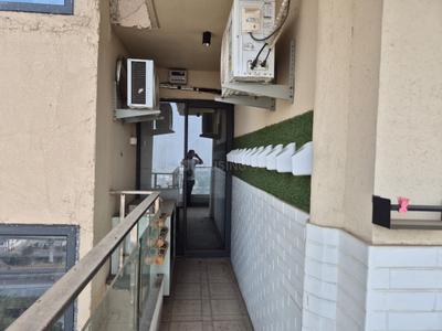 Balcony Image of 1395 Sq.ft 3 BHK Apartment / Flat for sale in Metro Suites Glitz, Vasundhara Ghaziabad for Rs. 18000000
