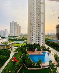 Image of 2400 Sq.ft 3 BHK Apartment / Flat for sale in Puri Emerald Bay, Sector 104, Gurgaon for Rs. 36000000