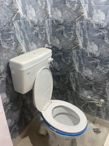 Image of 360 Sq.ft 1 BHK Builder Floor for rent in Shalimar Bagh, New Delhi for Rs. 12500