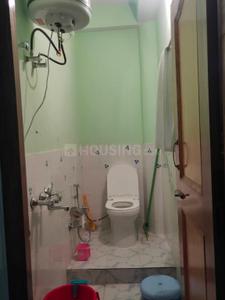 Bathroom Image of 950 Sq.ft 2 BHK Apartment / Flat for rent in Jutogh Cantonment Shimla for Rs. 21000