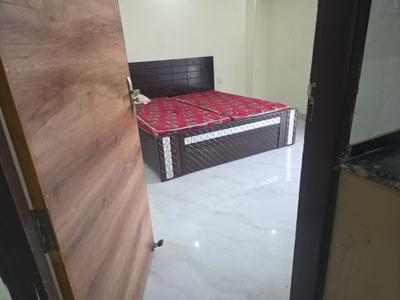Bedroom Image of 1400 Sq.ft 3 BHK Builder Floor for rent in Palam Vihar Extension Gurgaon for Rs. 26000