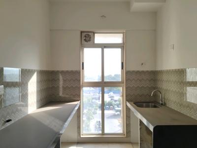 Kitchen Image of 1350 Sq.ft 3 BHK Apartment / Flat for sale in Malde Silver Scape And Silver Enclave, Mulund West Mumbai for Rs. 25000000