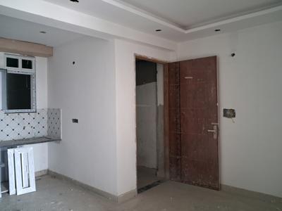 Living Room Image of 799 Sq.ft 2 BHK Apartment / Flat for sale in MMD Harsh Residency, Phase 2 Noida for Rs. 4000000