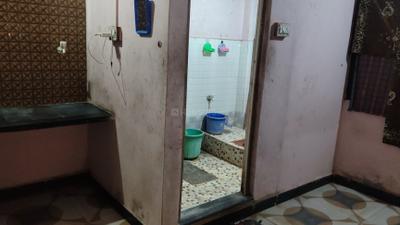 Bathroom Image of 120 Sq.ft 1 RK Independent House for rent in Brahma Nagar Belagavi for Rs. 1500