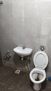 Image of 700 Sq.ft 2 BHK Apartment / Flat for rent in Signature Homes, Sarkhej, Ahmedabad for Rs. 17000