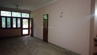 Living Room Image of 1800 Sq.ft 3 BHK Builder Floor for rent in Sector 14 Gurgaon for Rs. 38000