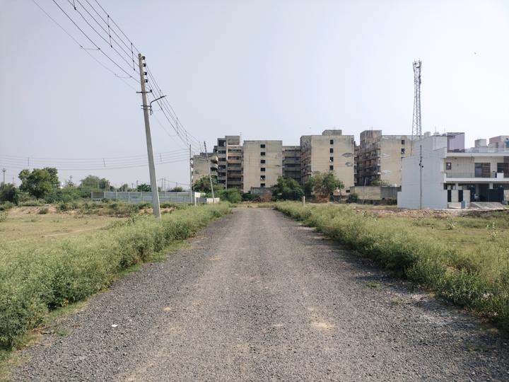Sector 77 Main Image 1