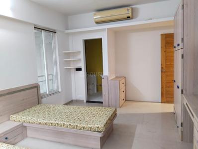 Bedroom Image of 1900 Sq.ft 4 BHK Apartment / Flat for rent in Darode Blossom Bouleward, Koregaon Park Pune for Rs. 180000