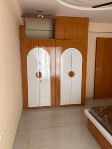 Bedroom Image of 2550 Sq.ft 3 BHK Apartment / Flat for rent in Vaishno Devi Circle Ahmedabad for Rs. 85000