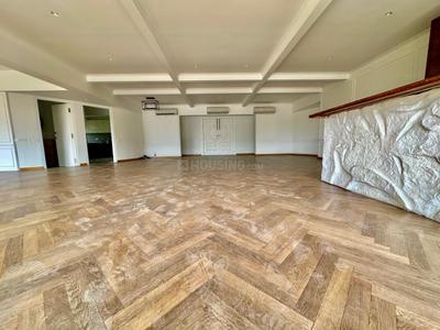 Bedroom Image of 6000 Sq.ft 4 BHK Duplex for sale in Juhu Mumbai for Rs. 420000000