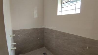 Bathroom Image of 600 Sq.ft 1 BHK Builder Floor for rent in Bommanahalli Bengaluru for Rs. 18000