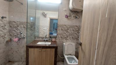 Bathroom Image of 2800 Sq.ft 3.5 BHK Independent House for rent in Bariatu Ranchi for Rs. 35000