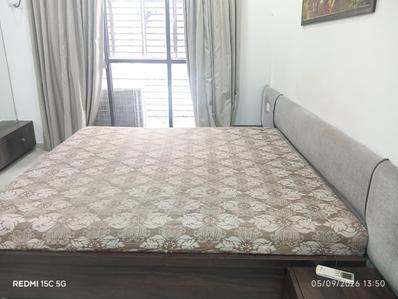 Bedroom Image of 2350 Sq.ft 3 BHK Apartment / Flat for sale in Devnandan Summit, Sargasan Gandhinagar for Rs. 6700000