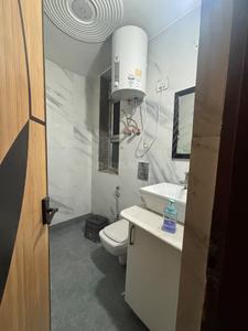 Bathroom Image of 2500 Sq.ft 3 BHK Independent House for rent in Palam Vihar Gurgaon for Rs. 50000