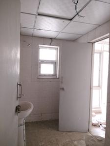 Common Bathroom Image of 2000 Sq.ft 3 BHK Apartment / Flat for sale in Vikram Golf View Condos, Sector 19 Dwarka New Delhi for Rs. 45800000