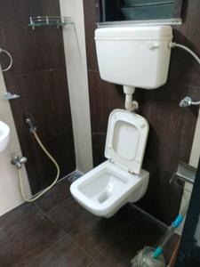 Common Bathroom Image of 1080 Sq.ft 2 BHK Apartment / Flat for sale in Godrej Prime, Chembur Mumbai for Rs. 19900000