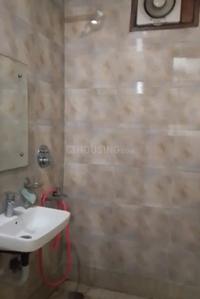 Image of 900 Sq.ft 2 BHK Builder Floor for rent in Mansarover Garden, New Delhi for Rs. 36000