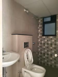 Common Bathroom Image of 895 Sq.ft 2 BHK Apartment / Flat for sale in Shapoorji Pallonji Vanaha, Bavdhan Pune for Rs. 8200000