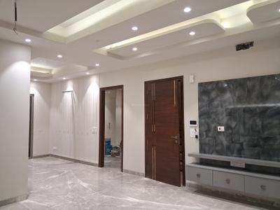 Living Room Image of 1800 Sq.ft 3 BHK Builder Floor for rent in Paschim Vihar New Delhi for Rs. 60000