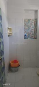 Bathroom Image of 1550 Sq.ft 3 BHK Builder Floor for rent in Sector 15 Part 2 Gurgaon for Rs. 35000