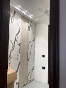 Bedroom Image of 1800 Sq.ft 3 BHK Builder Floor for rent in Sector 105 Noida for Rs. 60000
