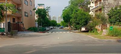 Image of 450 Sq.ft Residential Plot / Land for sale in Sector 108, Noida for Rs. 140000000