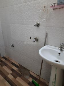 Bathroom Image of 600 Sq.ft 2 BHK Villa for rent in Roy Villa, Barasat Kolkata for Rs. 8000