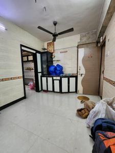 Hall Image of 450 Sq.ft 1 BHK Apartment / Flat for rent in Kandivali East Mumbai for Rs. 26000