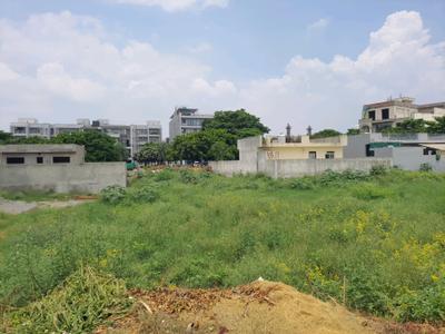 Image of 700 Sq.ft Residential Plot / Land for sale in DLF Alameda, Sector 73, Gurgaon for Rs. 210000000