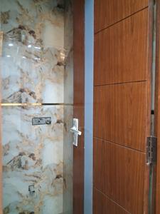 Common Bathroom Image of 1000 Sq.ft 2 BHK Apartment / Flat for sale in Capital Metro Height, Sector 72 Noida for Rs. 4029489