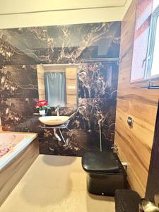 Bathroom Image of 4000 Sq.ft 5 BHK Villa for sale in Arsiwalla Villa Lonavala for Rs. 45000000