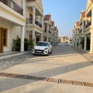 Image of 2250 Sq.ft 4 BHK Villa for sale in Vardhman Vraj Villa, Raysan, Gandhinagar for Rs. 28000000