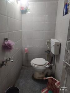Bathroom Image of 1200 Sq.ft 2 BHK Duplex for rent in Defence Colony Jamnagar for Rs. 15000