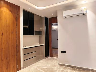 Living Room Image of 2350 Sq.ft 3 BHK Apartment / Flat for sale in Galaxy Apartment, Sector 43 Gurgaon for Rs. 35000000