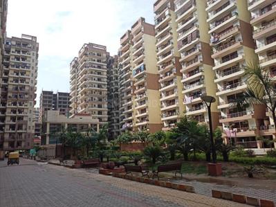 Image of 1375 Sq.ft 3 BHK Apartment / Flat for sale in Vasu Fortune Residency, Raj Nagar Extension, Ghaziabad for Rs. 9900000