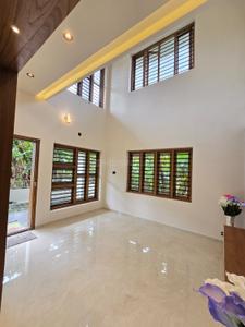 Hall Image of 2400 Sq.ft 4 BHK Independent House for sale in Edathala Aluva for Rs. 11000000