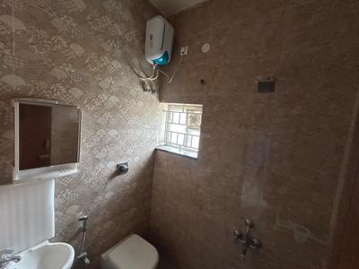 Bathroom Image of 1200 Sq.ft 2 BHK Independent House for rent in Thatchoor Chennai for Rs. 15000