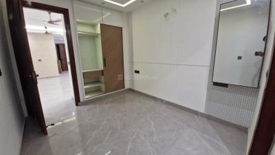 Bedroom Image of 1102 Sq.ft 3 BHK Builder Floor for sale in Mahavir Enclave New Delhi for Rs. 11000000