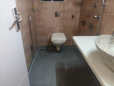 Image of 1600 Sq.ft 3 BHK Duplex for rent in Evershine Nagar, Malad West, Mumbai for Rs. 100000